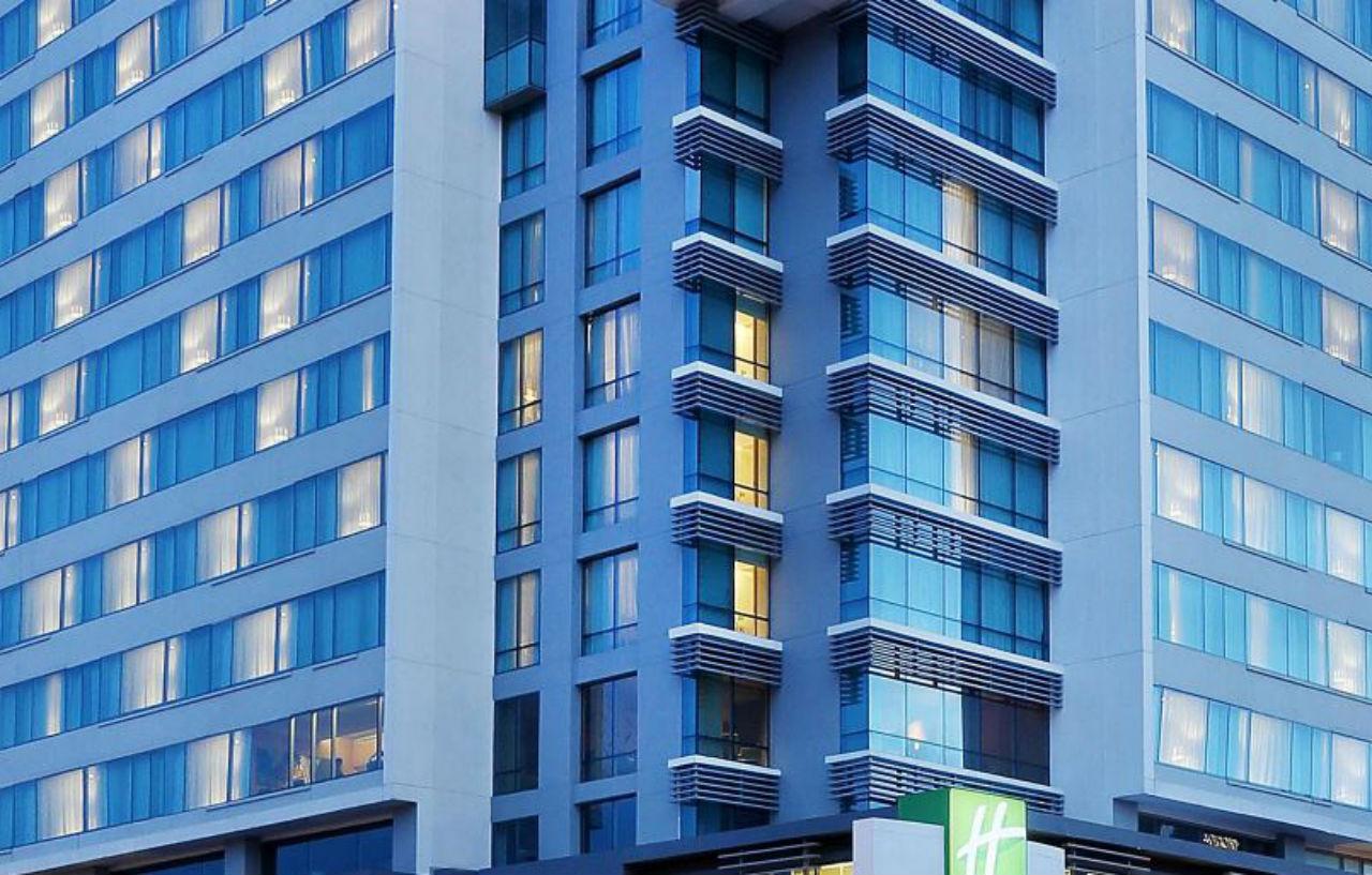 Doubletree By Hilton Jakarta Kemayoran Экстерьер фото